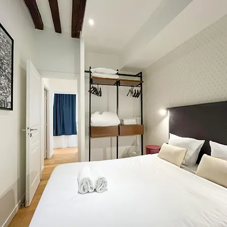 Urbanflat 69 - Authentic & Elegant * Paříž